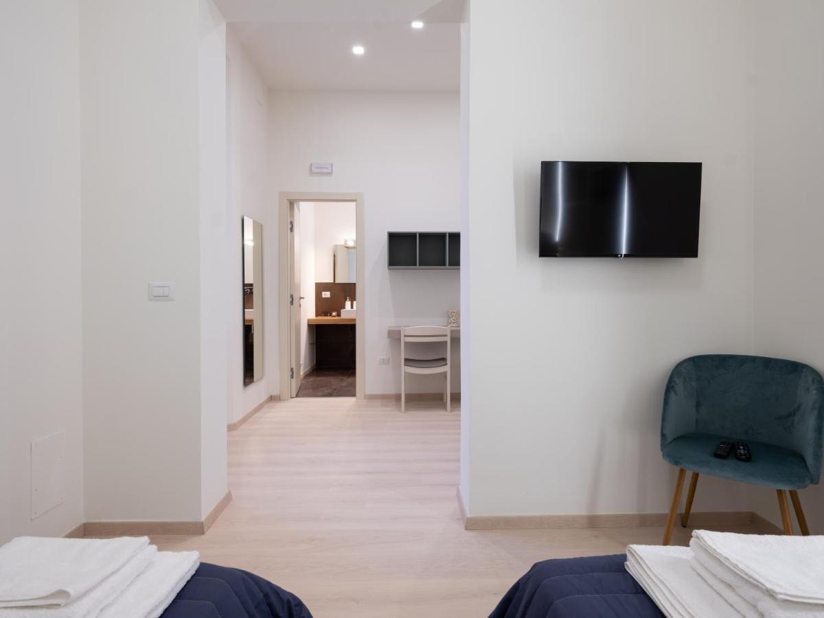 My House Urban Luxury B&B 레조디칼라브리아 외부 사진